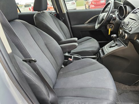 Used 2013 MAZDA MAZDA5 Touring image 12