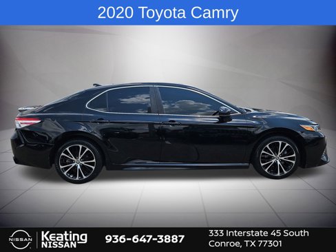Used 2020 Toyota Camry SE image 2