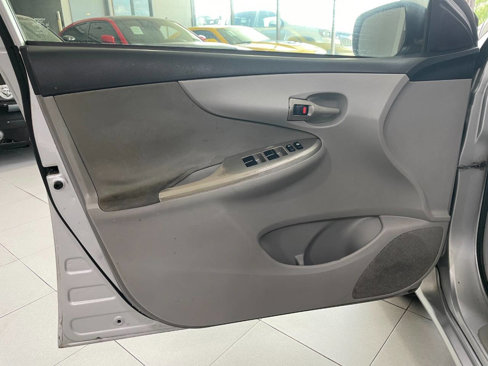 Used 2012 Toyota Corolla LE image 13