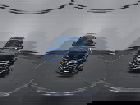 Used 2024 Chevrolet Malibu LT image 3