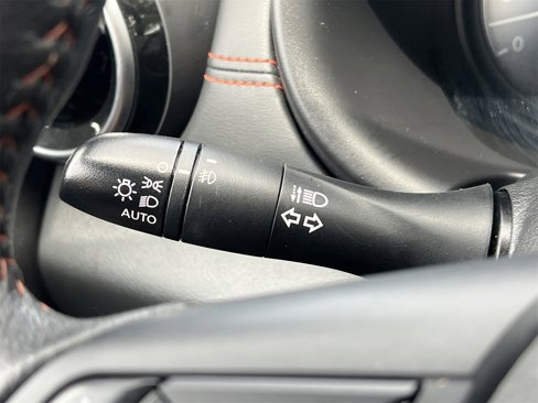 Certified 2024 Nissan Kicks SR image 11