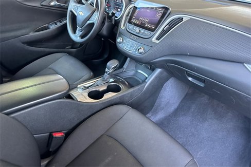 Used 2022 Chevrolet Malibu LT image 19