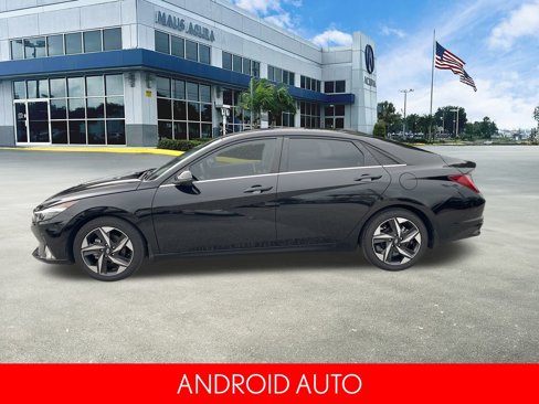 Used 2023 Hyundai Elantra Limited image 7