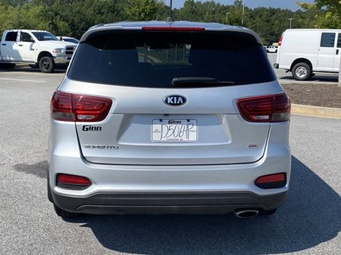 Used 2019 Kia Sorento L image 5