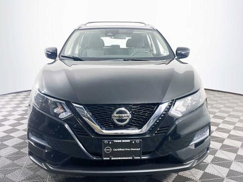 Certified 2020 Nissan Rogue Sport SV image 2