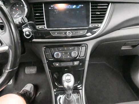 Used 2020 Buick Encore Preferred image 11