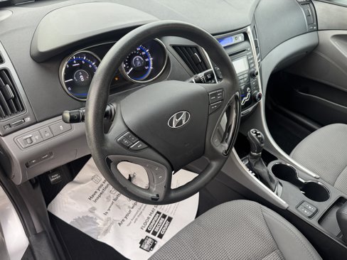 Used 2013 Hyundai Sonata GLS w/ Popular Equipment Pkg image 12
