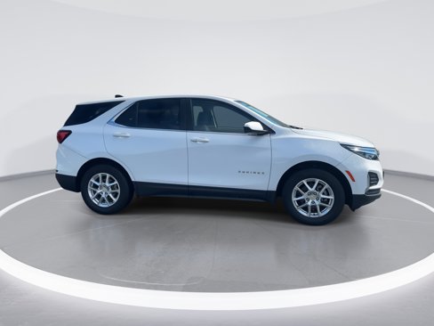 Used 2022 Chevrolet Equinox LT image 10