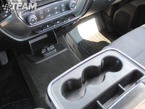 Used 2017 Chevrolet Silverado 1500 LT w/ LT Convenience Package image 19