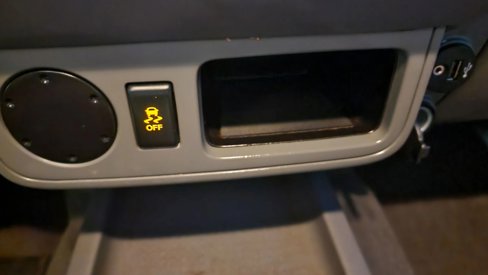 Used 2019 Nissan Frontier SV image 29