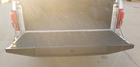 Used 2015 Ford F150 Lariat w/ Equipment Group 502A Luxury image 9