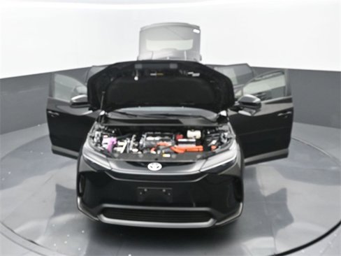 Used 2025 Toyota bZ4X AWD image 34