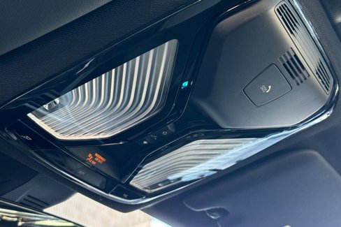 Certified 2023 BMW 330i Sedan w/ Driving Assistance Package image 22
