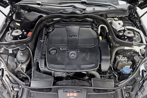 Used 2016 Mercedes-Benz E 350 4MATIC Sedan image 39