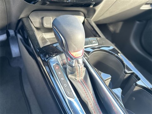 New 2025 Chevrolet Trax RS w/ Sunroof Package image 16