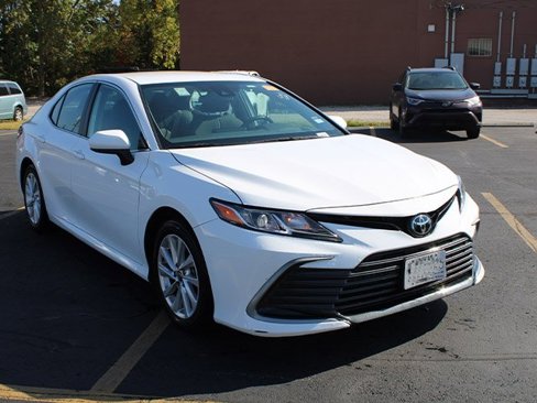 Certified 2024 Toyota Camry LE image 4