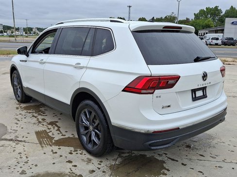 Used 2022 Volkswagen Tiguan SE image 10