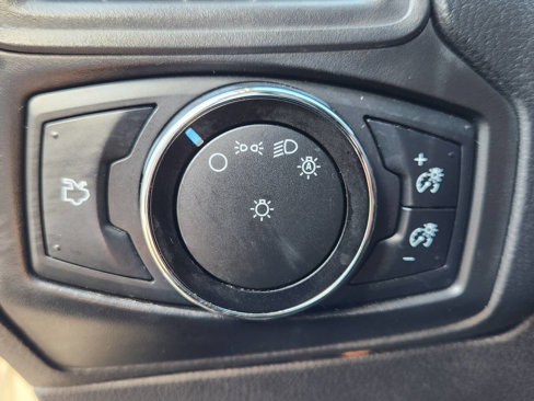 Used 2014 Ford Focus SE image 19