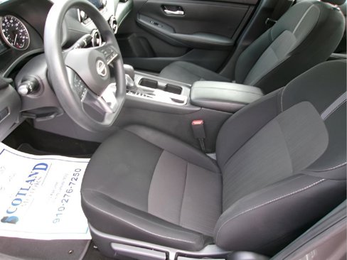 Used 2024 Nissan Sentra SV image 13