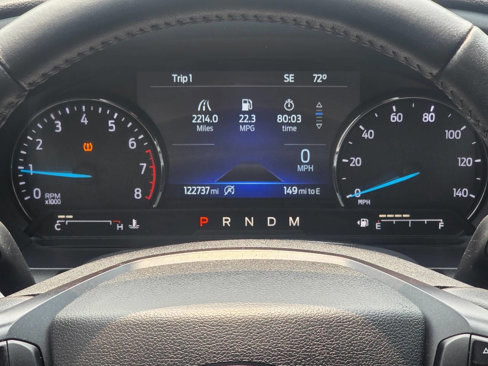 Used 2020 Ford Explorer XLT image 12
