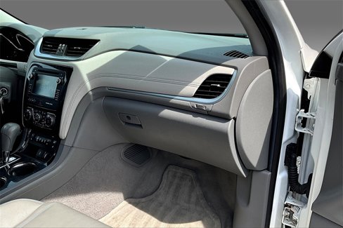 Used 2015 Chevrolet Traverse LT image 10
