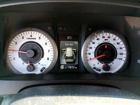 Used 2017 Toyota Sienna SE image 25