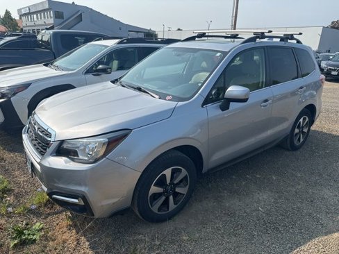Used 2017 Subaru Forester 2.5i Limited image 1