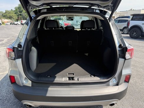 Used 2022 Ford Escape Titanium image 29