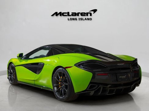 Used 2018 McLaren 570S Spider image 29