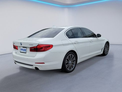 Used 2019 BMW 530i xDrive image 4