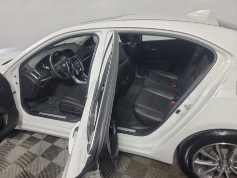 Used 2020 Acura TLX image 16