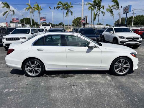 Used 2020 Mercedes-Benz C 300 Sedan image 9
