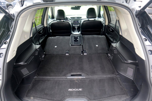 Used 2018 Nissan Rogue SL image 53