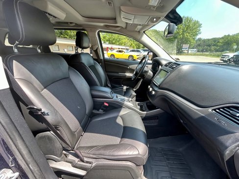 Used 2017 Dodge Journey Crossroad w/ Popular Equipment Group image 20