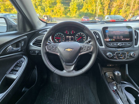 Used 2020 Chevrolet Malibu RS w/ LPO, Convenience Package 2 image 12