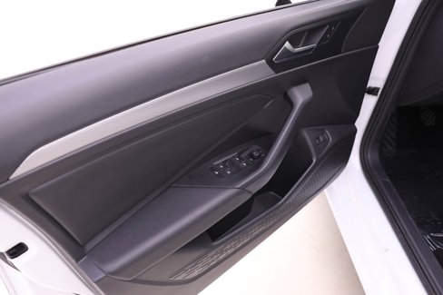 Used 2020 Volkswagen Jetta S w/ Driver Assistance Package image 8