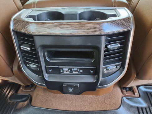 Used 2019 RAM 1500 Laramie image 18