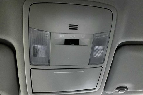 Used 2018 Toyota RAV4 LE image 33