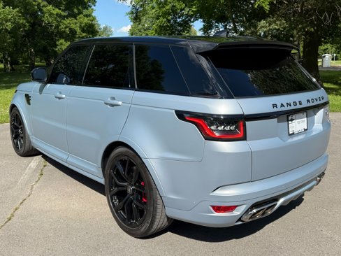 Used 2022 Land Rover Range Rover Sport SVR Carbon Edition image 4