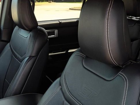 Used 2020 Ford Explorer ST w/ Premium Technology Package image 12