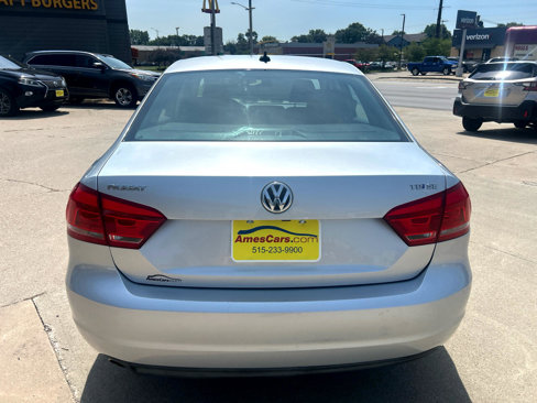Used 2014 Volkswagen Passat TDI SE image 4