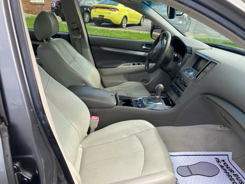 Used 2011 INFINITI G25 x image 16