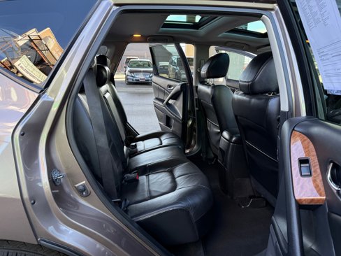 Used 2014 Nissan Murano LE w/ Platinum Edition Package image 19