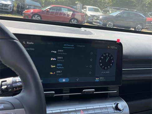 Certified 2025 Hyundai Kona SEL image 22