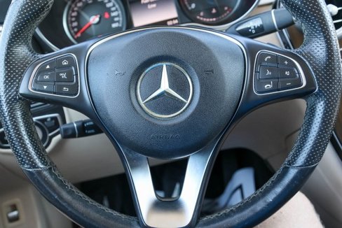 Used 2019 Mercedes-Benz GLC 300 w/ Premium Package image 26