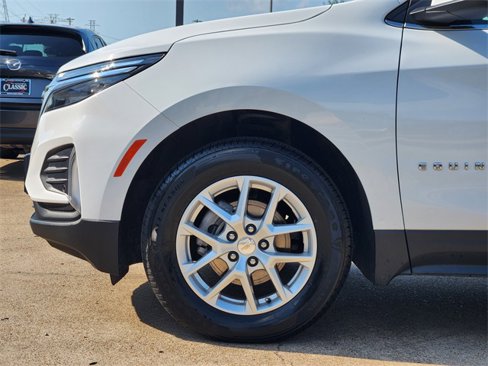 Used 2023 Chevrolet Equinox LT w/ Driver Convenience Package image 8