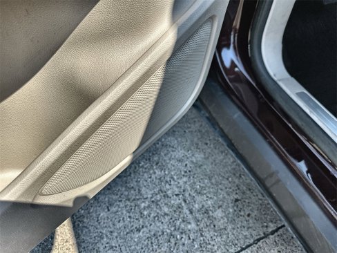 Used 2018 Lincoln MKC Select w/ Select Plus Package image 23