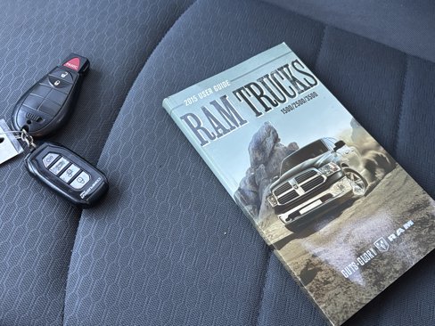 Used 2015 RAM 1500 Express image 33