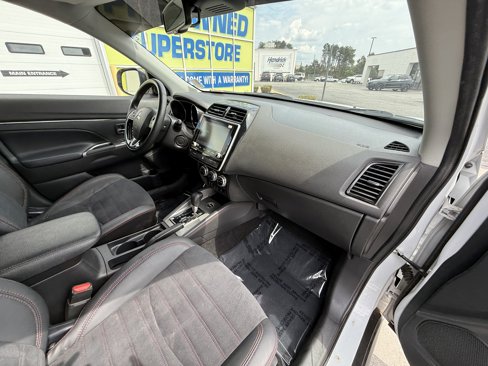 Used 2023 Mitsubishi Outlander Sport SE image 22