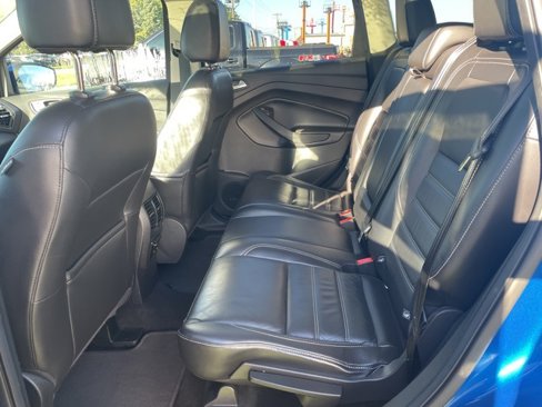 Used 2017 Ford Escape Titanium w/ Canadian Touring Package image 10